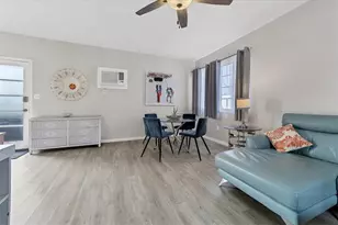 1901 Hyde Park St, Sarasota, FL 34239 - Photo 10