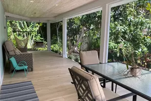 2933 Maiden Ln, Sarasota, FL 34231 - Photo 28