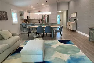 2933 Maiden Ln, Sarasota, FL 34231 - Photo 14