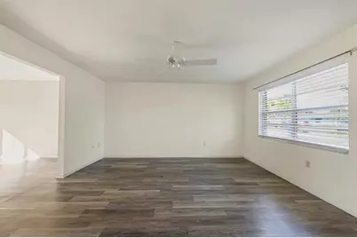 4064 Velarde Lane, Sarasota, FL 34235 - Photo 10