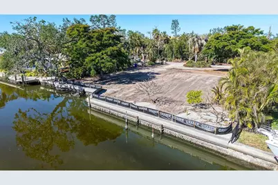 660 Longview Drive, Longboat Key, FL 34228 - Photo 32