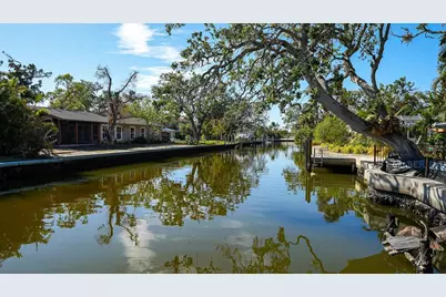 660 Longview Drive, Longboat Key, FL 34228 - Photo 12