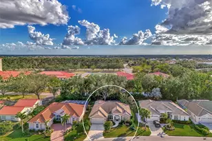 114 Fieldstone Dr, Venice, FL 34292 - Photo 4