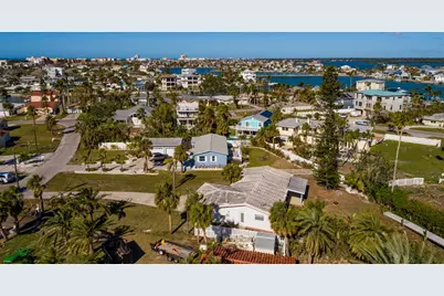 15815 Redington Drive, Redington Beach, FL 33708 - Photo 26