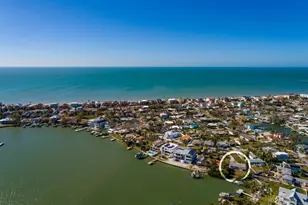 15815 Redington Dr, Redington Beach, FL 33708 - Photo 32