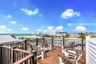 6506 Gulf Dr, Holmes Beach, FL 34217 - Photo 6