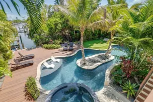 9403 Gulf Dr, Anna Maria, FL 34216 - Photo 60