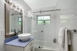 730 40th St, Sarasota, FL 34234 - Photo 38