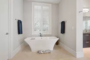 600 Putter Ln, Longboat Key, FL 34228 - Photo 12