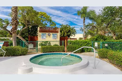 527 Spring Lakes Boulevard, Bradenton, FL 34210 - Photo 38