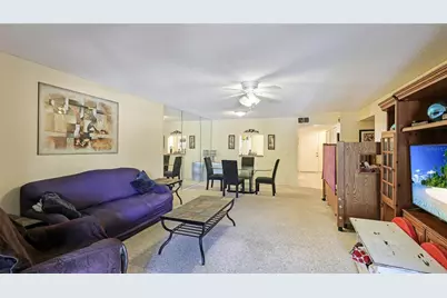 527 Spring Lakes Boulevard, Bradenton, FL 34210 - Photo 10