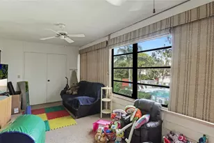 527 Spring Lakes Blvd, Bradenton, FL 34210 - Photo 12