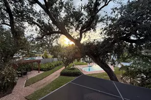 1827 Baywood Dr, Sarasota, FL 34231 - Photo 24