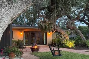 1827 Baywood Dr, Sarasota, FL 34231 - Photo 42