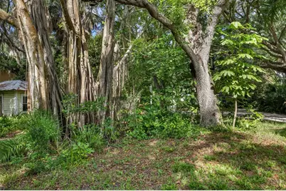 3301 Bay Shore Road, Sarasota, FL 34234 - Photo 16