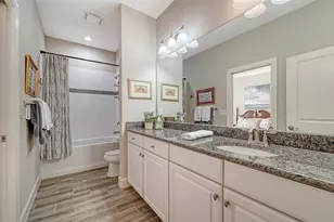 5846 Cavano Dr, Sarasota, FL 34231 - Photo 22