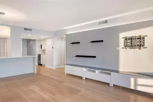 988 Blvd of the Arts, Sarasota, FL 34236 - Photo 20