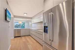 988 Blvd of the Arts, Sarasota, FL 34236 - Photo 24