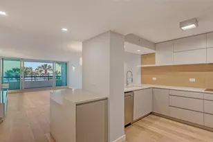 988 Blvd of the Arts, Sarasota, FL 34236 - Photo 8