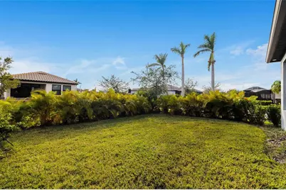 1901 6th Street E, Palmetto, FL 34221 - Photo 32