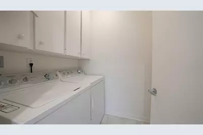 1800 Benjamin Franklin Drive #A405, Sarasota, FL 34236 - Photo 16