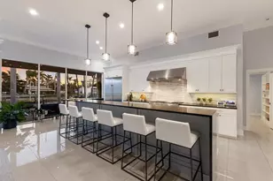 367 W Royal Flamingo Dr, Sarasota, FL 34236 - Photo 20