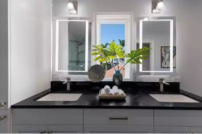 367 W Royal Flamingo Drive, Sarasota, FL 34236 - Photo 54