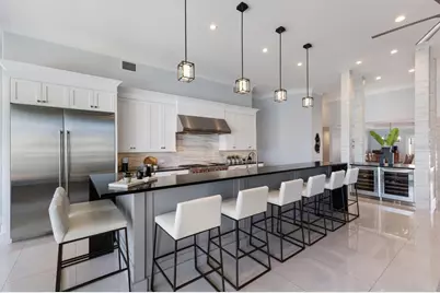 367 W Royal Flamingo Drive, Sarasota, FL 34236 - Photo 12