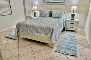 8370 Wingate Dr, Sarasota, FL 34238 - Photo 10