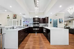 5645 Churchill Downs Rd, Sarasota, FL 34241 - Photo 8