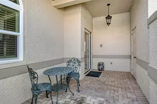 3416 W Chelmsford Ct, Sarasota, FL 34235 - Photo 8