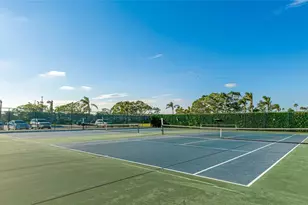 1109 Edgewater Cir, Bradenton, FL 34209 - Photo 46