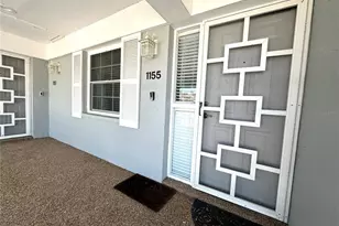 1155 Edgewater Cir, Bradenton, FL 34209 - Photo 4