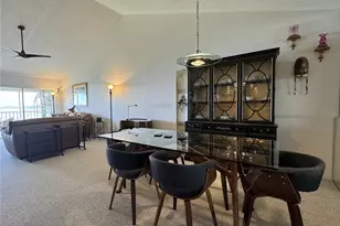 1155 Edgewater Cir, Bradenton, FL 34209 - Photo 8