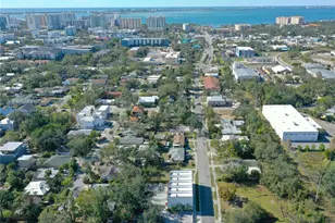 1744 10th St, Sarasota, FL 34236 - Photo 14