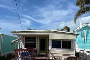 2601 Gulf Dr N, Bradenton Beach, FL 34217 - Photo 10