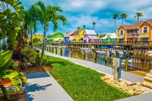 1552 Stickney Point Rd, Sarasota, FL 34231 - Photo 4