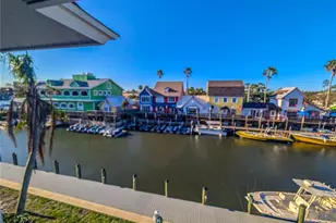 1552 Stickney Point Rd, Sarasota, FL 34231 - Photo 20