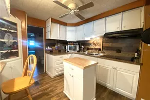 2307 New York Ave, Bradenton, FL 34207 - Photo 12