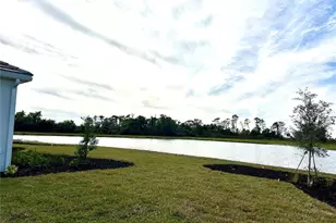 10394 Morning Mist Ln, Sarasota, FL 34241 - Photo 4