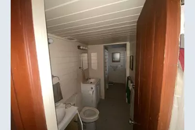 175 Island Circle, Sarasota, FL 34242 - Photo 10