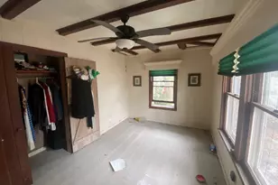 175 Island Cir, Sarasota, FL 34242 - Photo 8