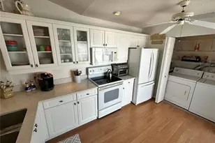 517 Woodstork Cir, Bradenton, FL 34209 - Photo 22