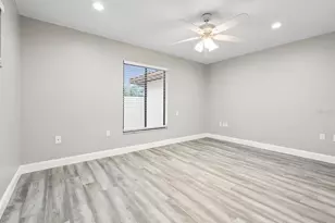 6401 Pelican Dr, Bradenton, FL 34210 - Photo 18