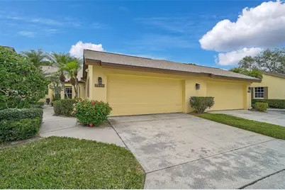 7146 Lakeside Drive, Sarasota, FL 34243 - Photo 1