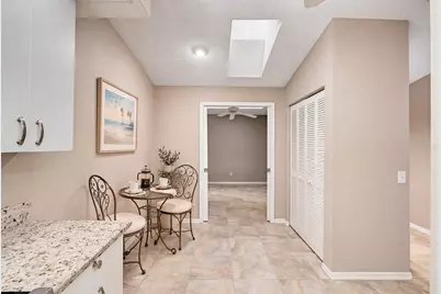 7146 Lakeside Drive, Sarasota, FL 34243 - Photo 8