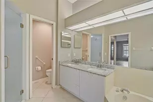 7146 Lakeside Dr, Sarasota, FL 34243 - Photo 24