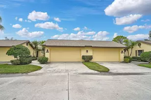 7146 Lakeside Dr, Sarasota, FL 34243 - Photo 2