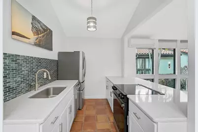 800 S Blvd Of Presidents #12, Sarasota, FL 34236 - Photo 10