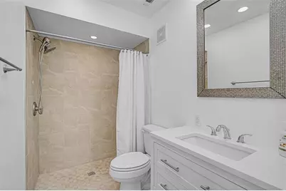 800 S Blvd Of Presidents #12, Sarasota, FL 34236 - Photo 22